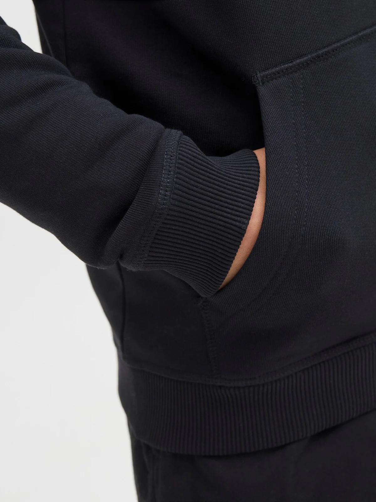 NORREBRO BRODERT ZIP HETTEGENSER - BLACK - Image 4