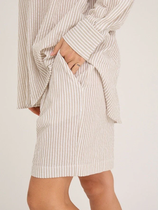 Sonja new shorts - sand/white