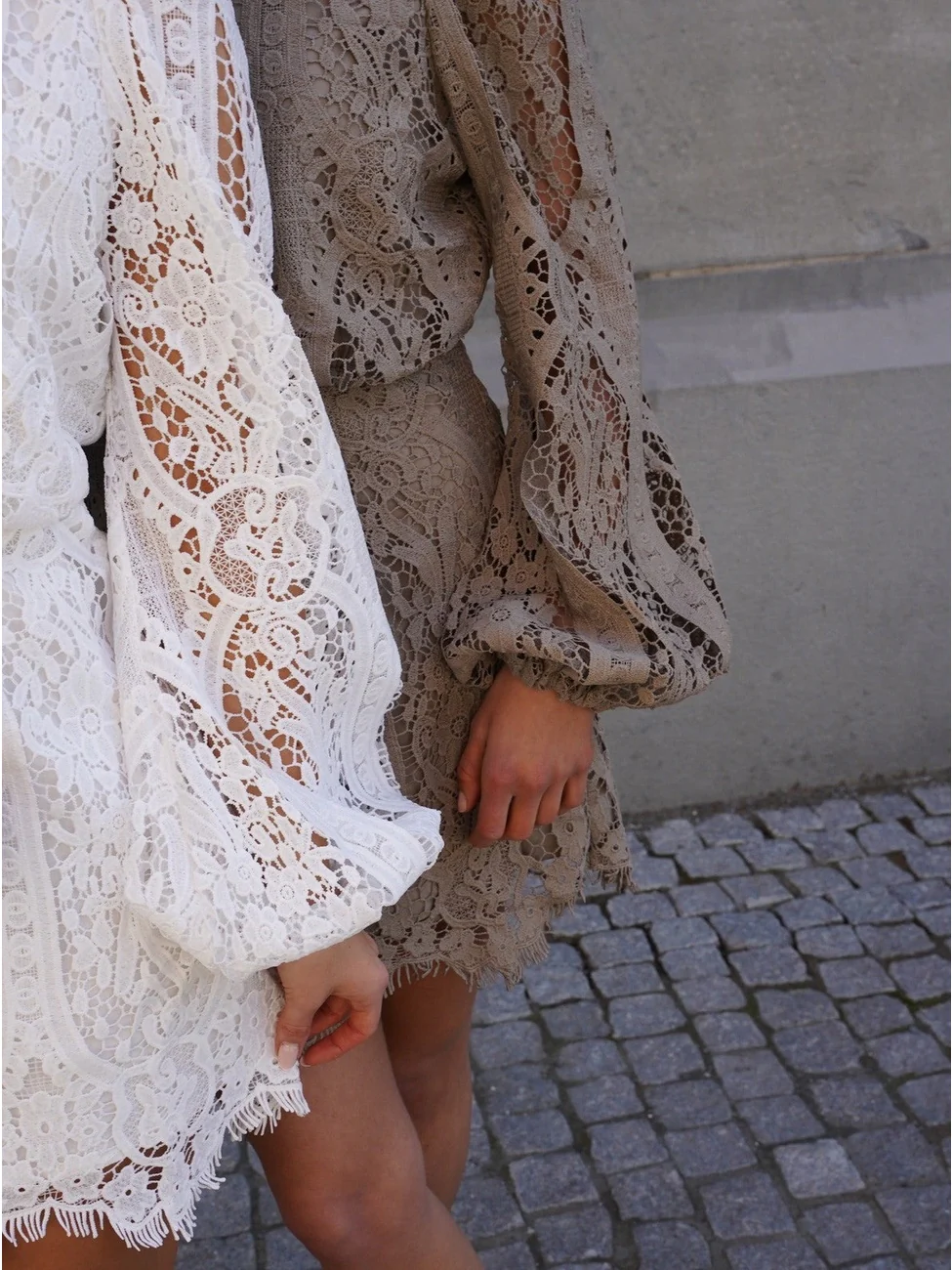 Bianca kjole - taupe - Image 7