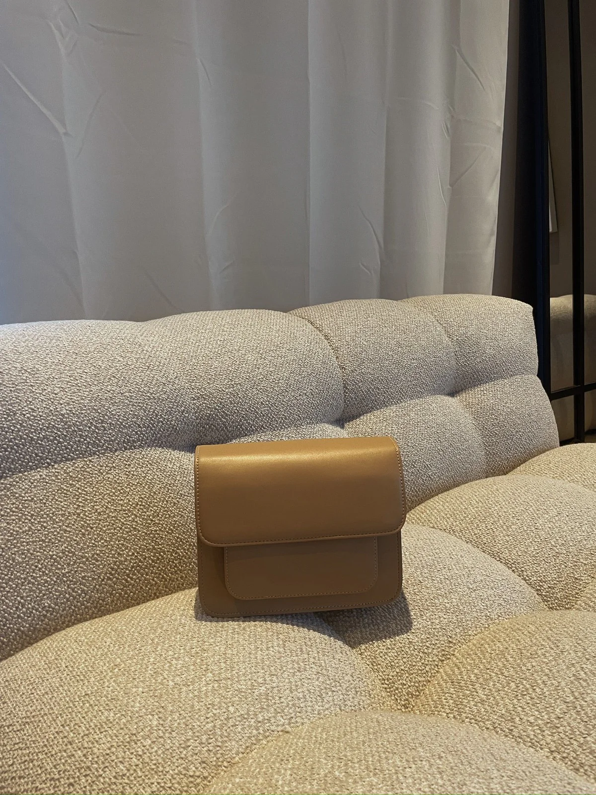 Cayman pocket soft structure veske - tan - Image 2