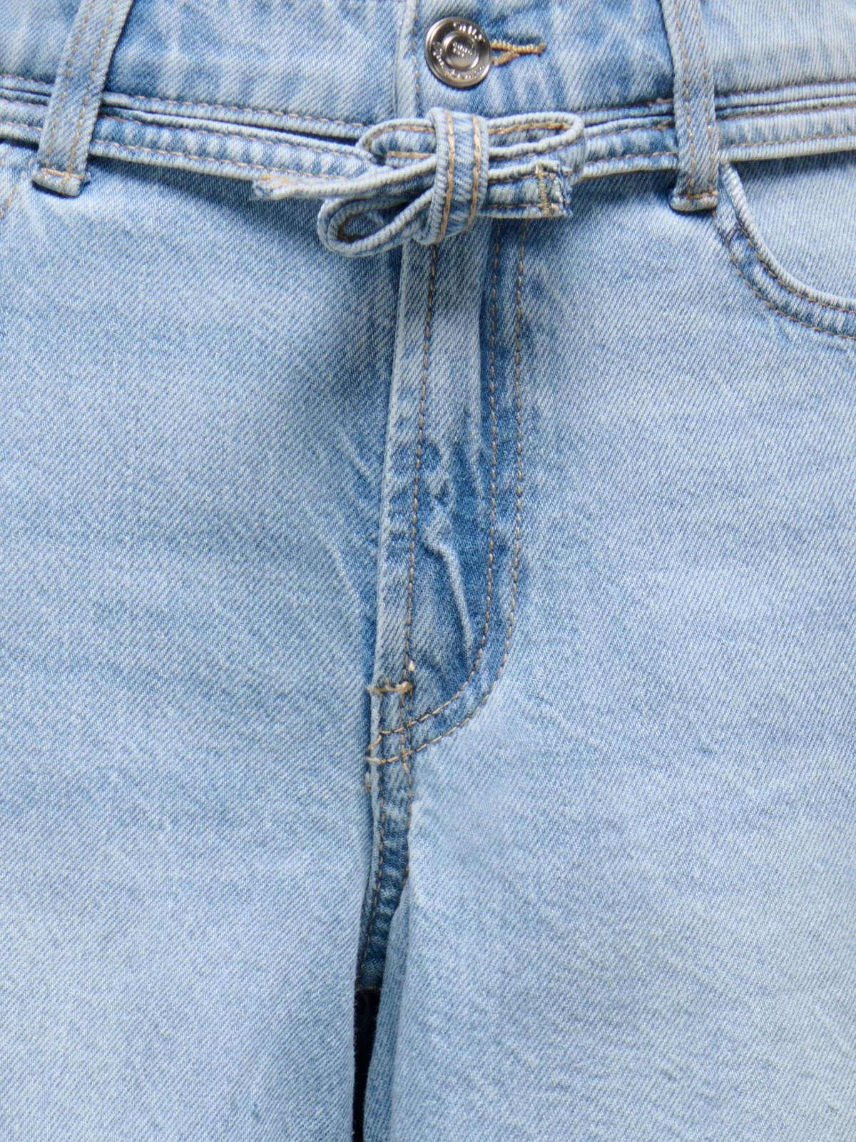 GIANNA BELT SHORTS - Light Blue Denim - Image 4