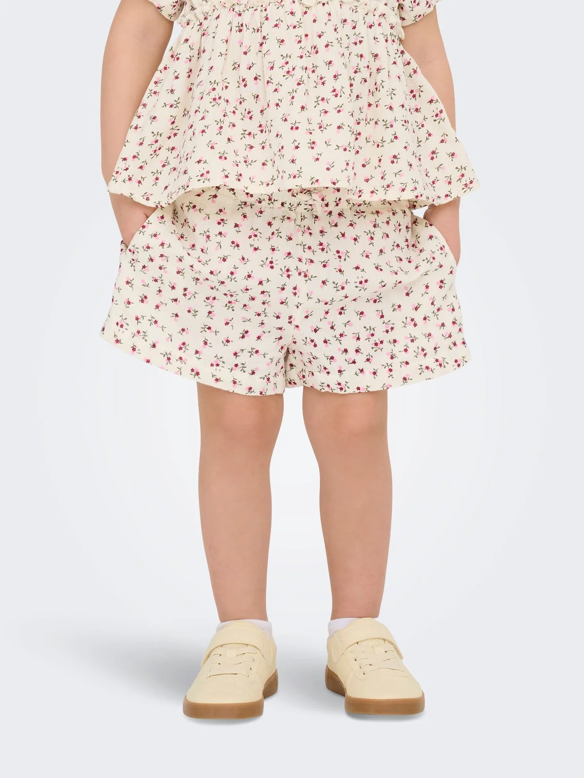 THYRA SHORTS - TOFU - Image 5