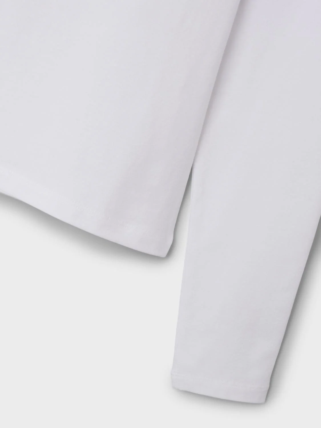 Nove Deep Genser - Bright White - Image 5
