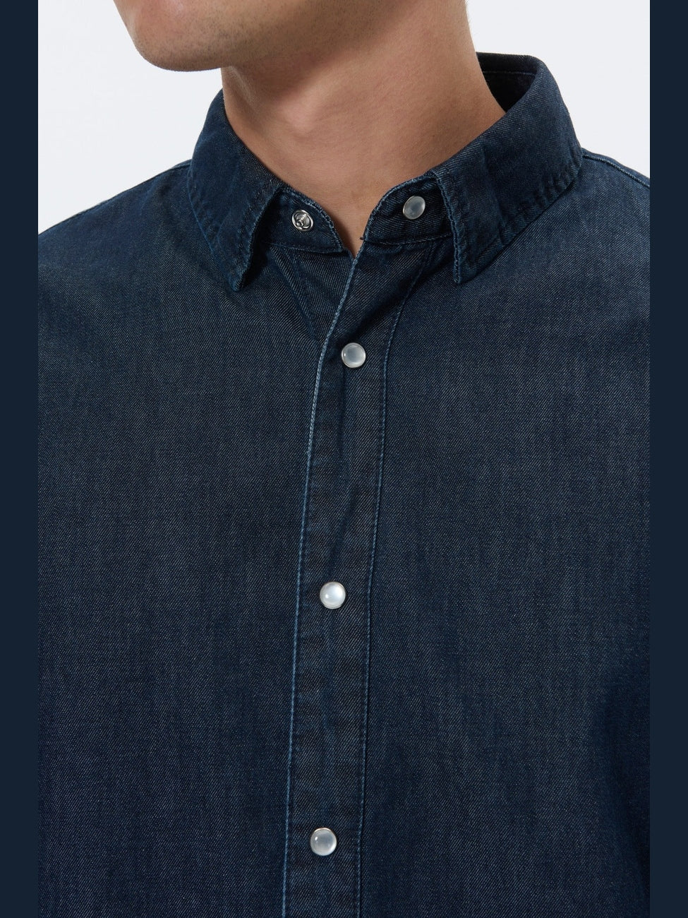 Christaldo skjorte - dark washed denim - Image 7