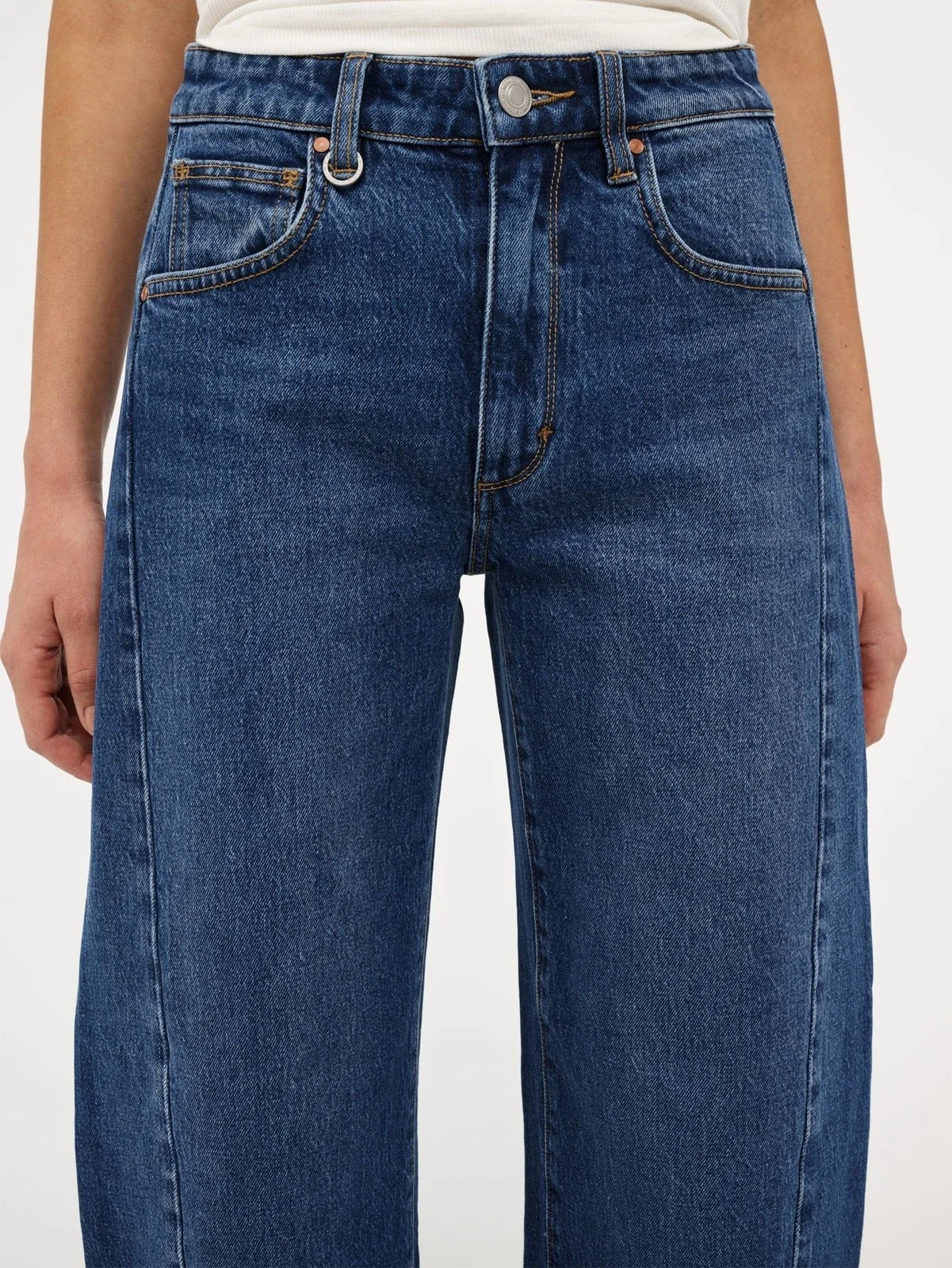 Amber barrel jeans - iris mid vintage indigo - Image 5