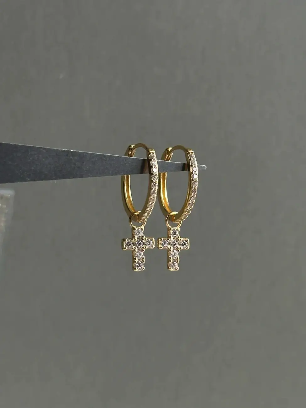 Cross charm - gull - Image 3