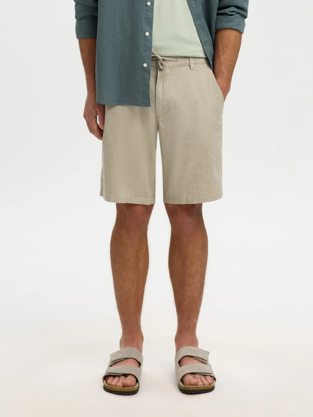 Regular brody lin shorts - vetiver - Image 3